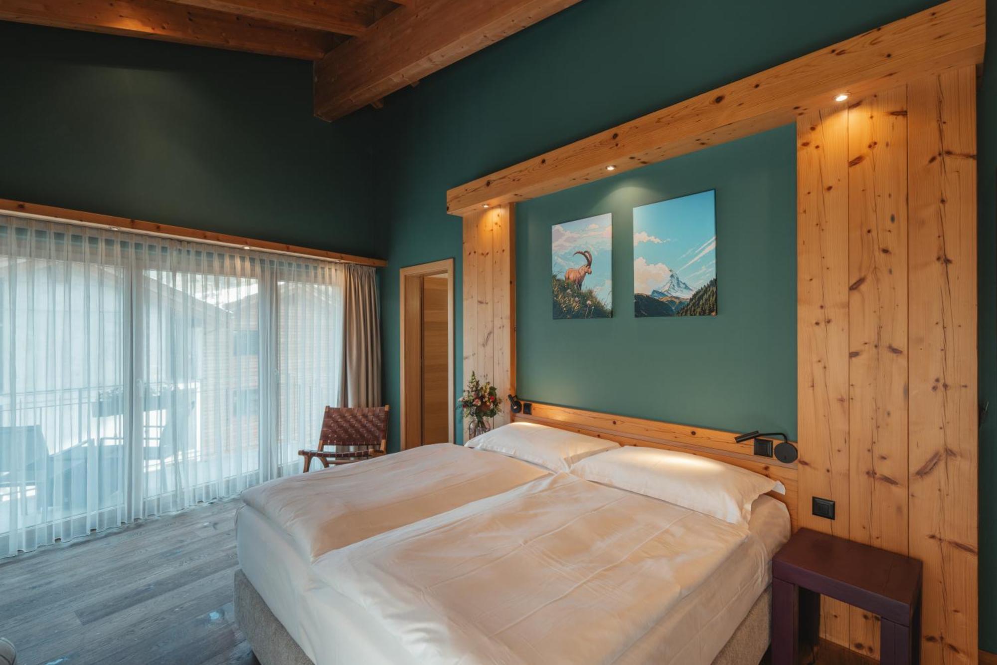 Deluxe Double Room Matterhorn View