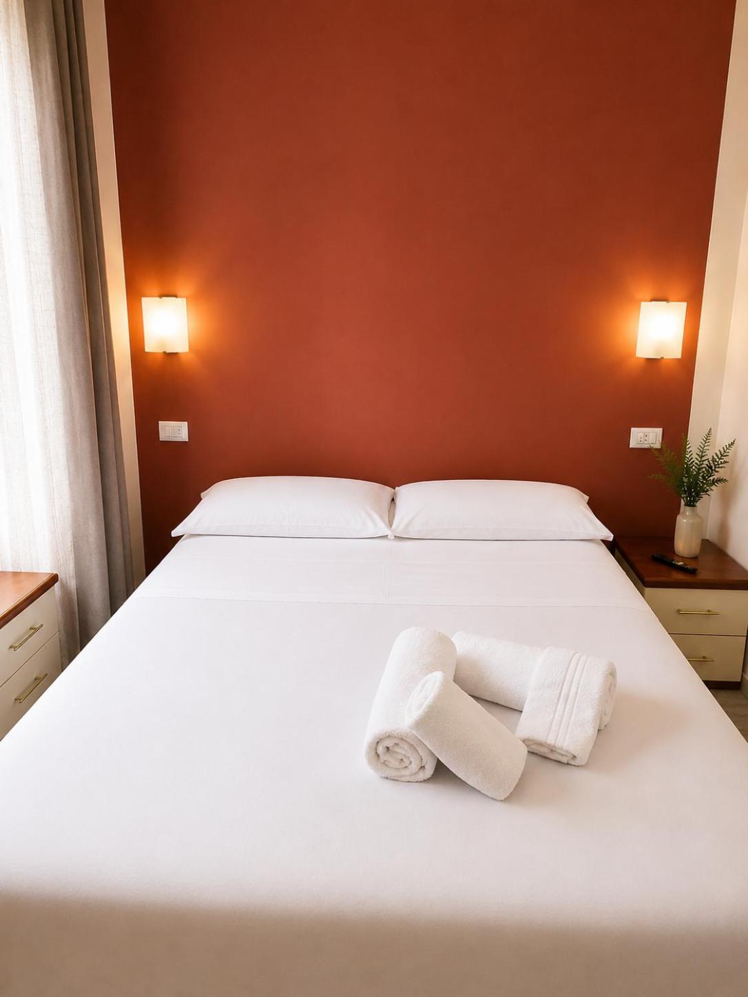 Double Room Private Bathroom