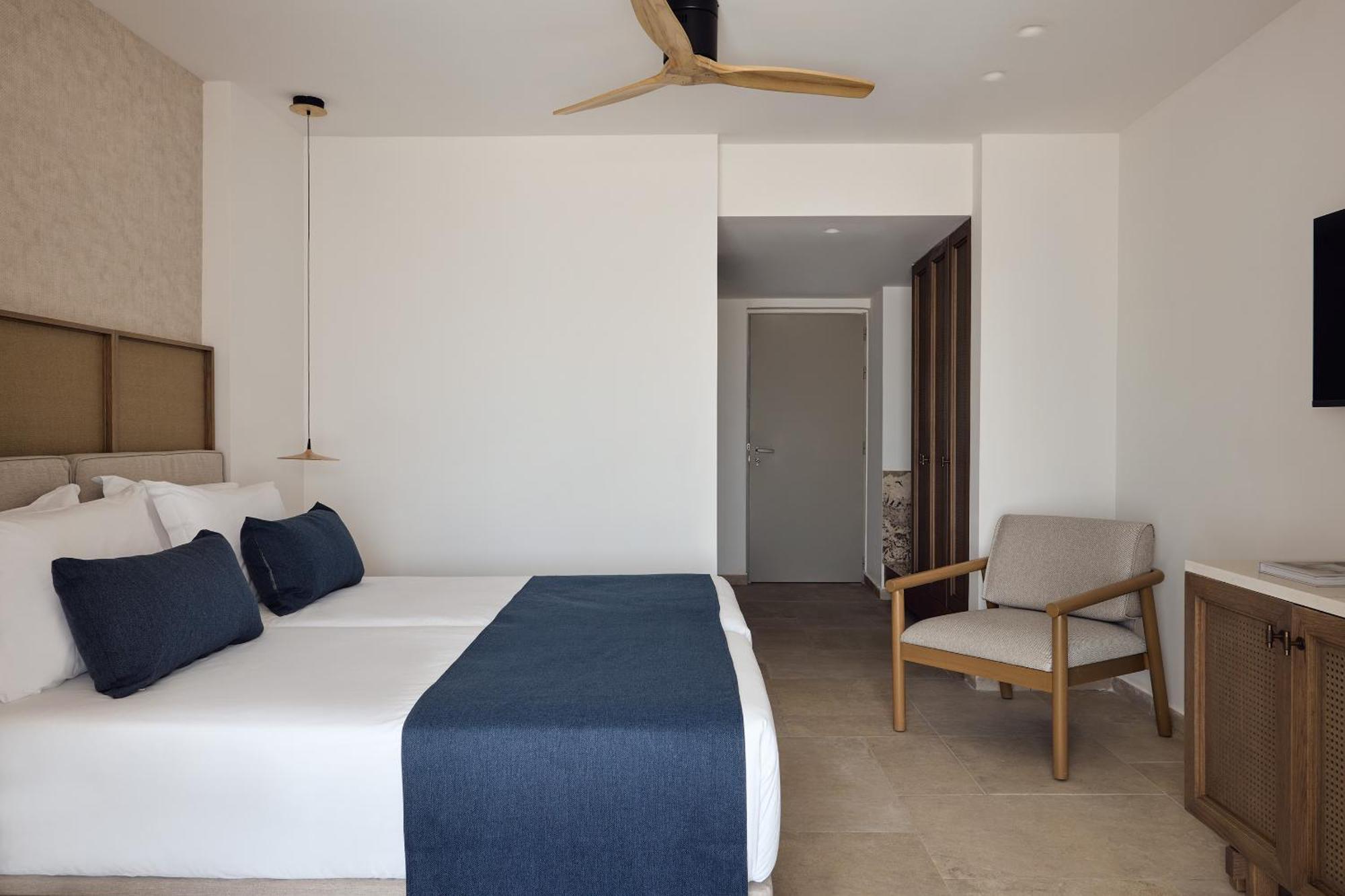 Double Room Inland View