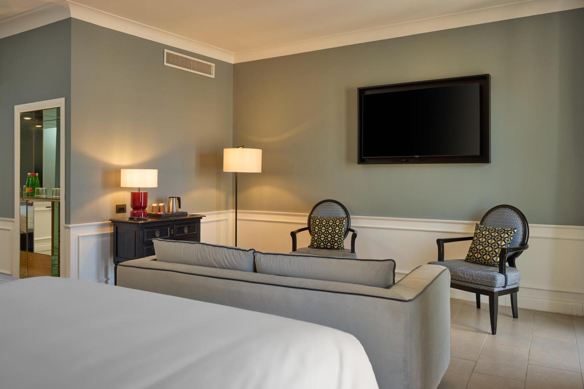 Executive Triple Room