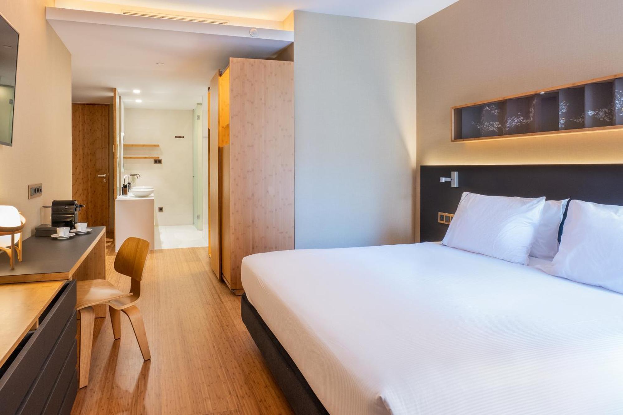 Deluxe Double Room Balcony