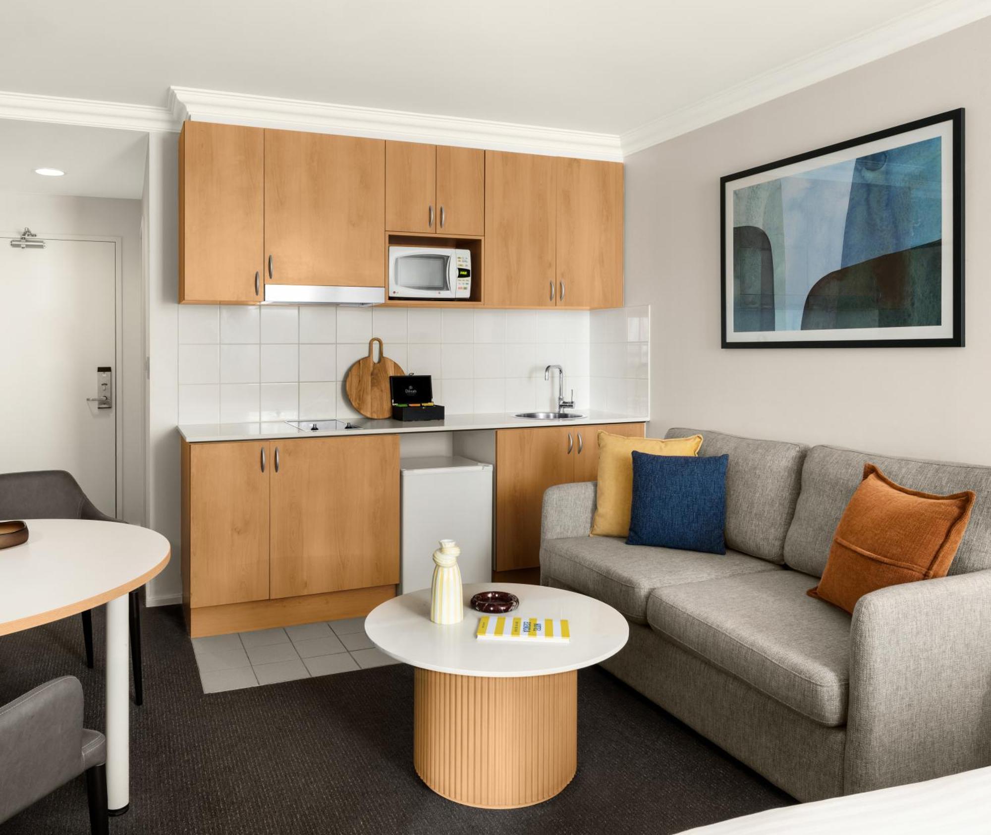 Studio No Housekeeping