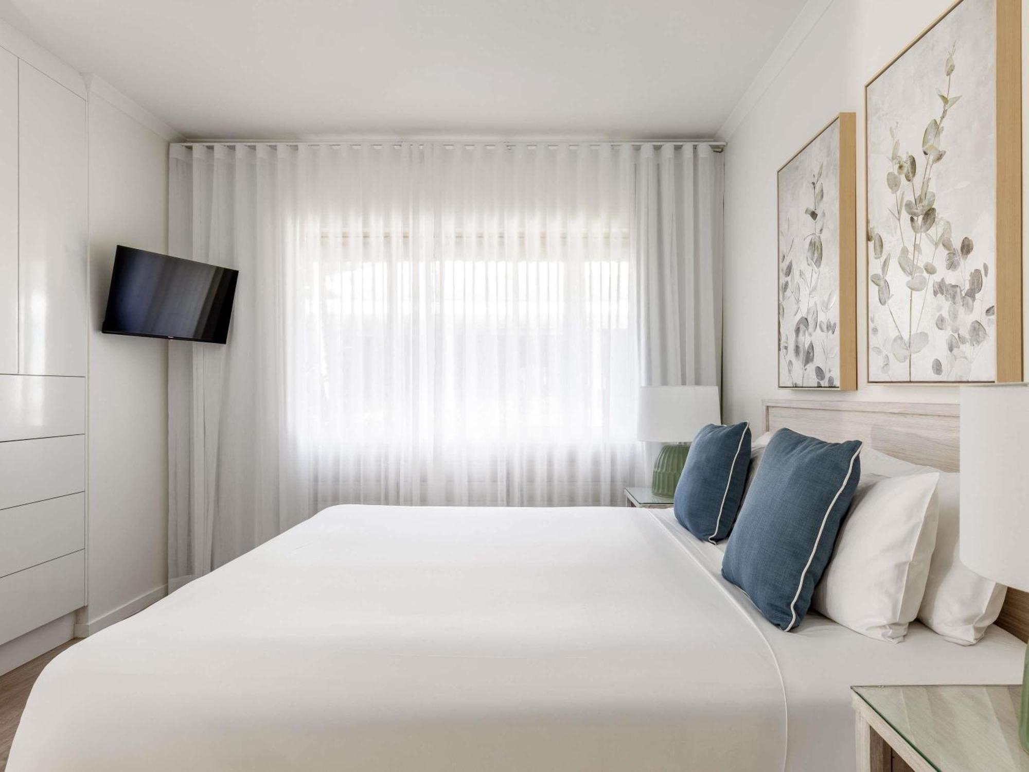 One-Bedroom Apartment Ocean View