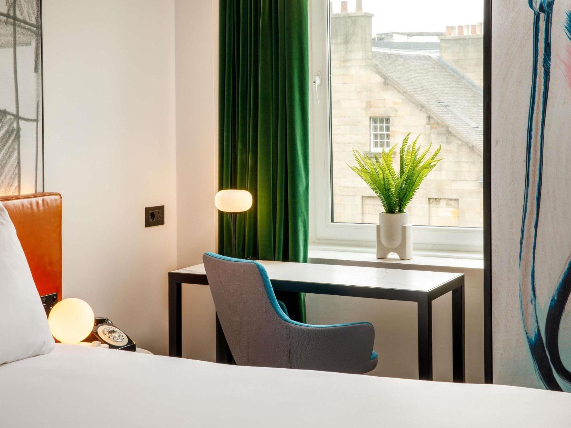 Double Queen Room