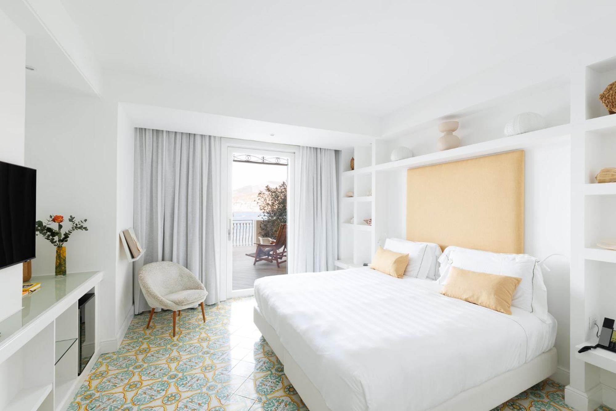 Deluxe Room Terrace Sea View