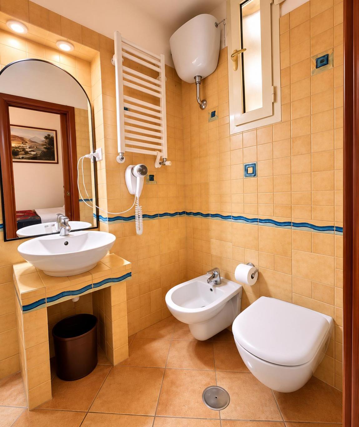 Budget Single Room