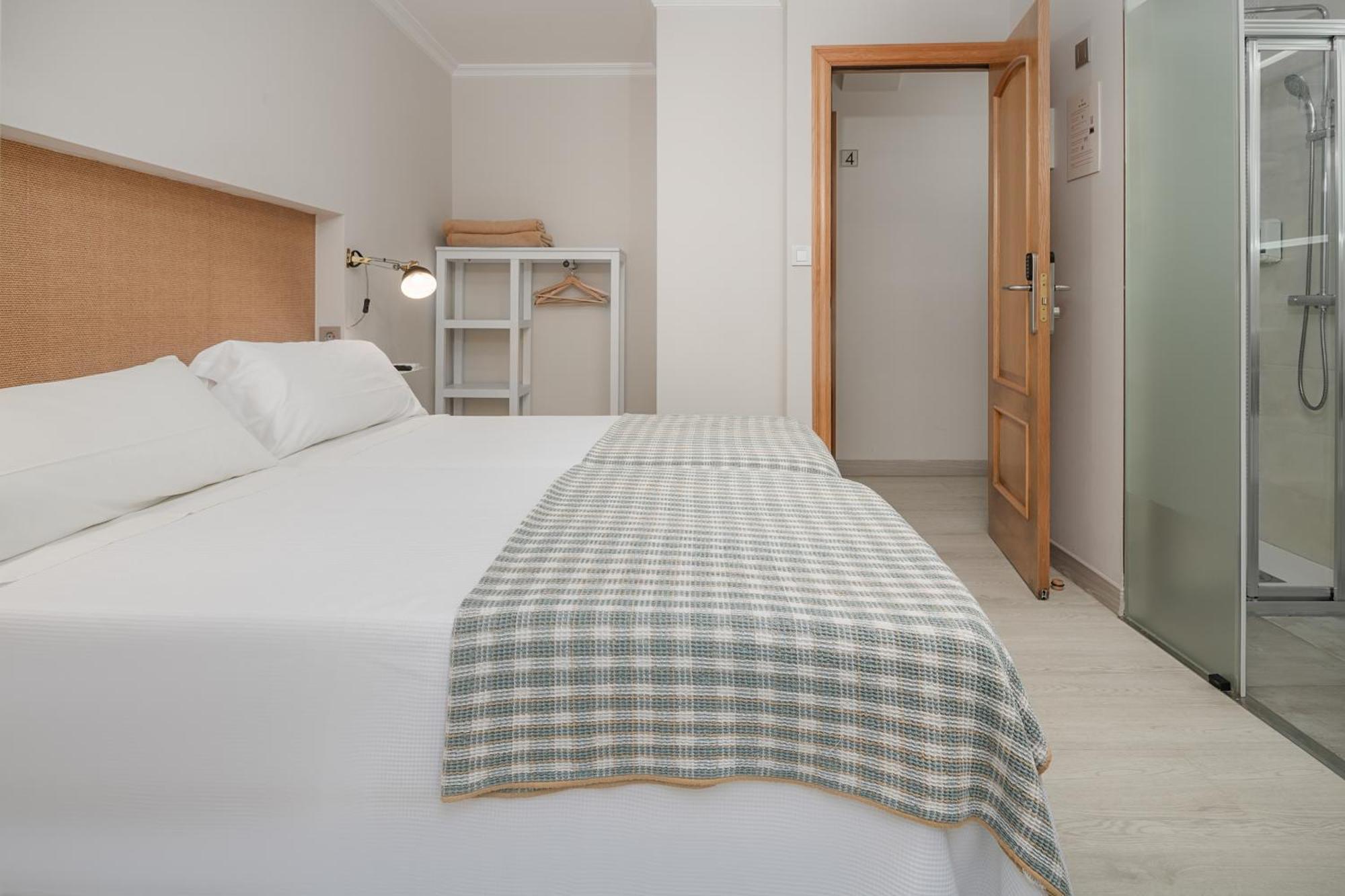 Double Room Shared Terrace