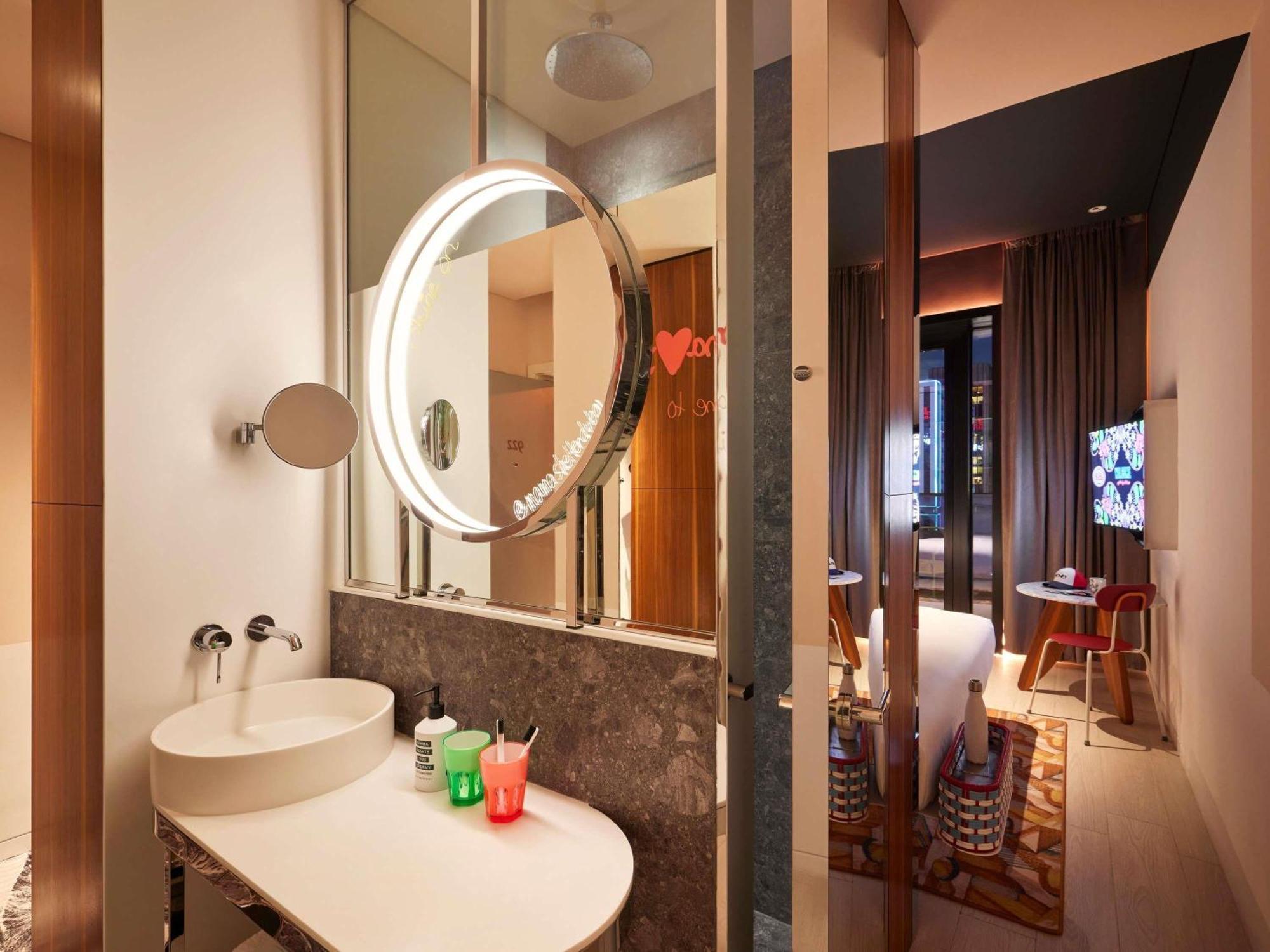 MEDIUM MAMA Double Room Terrace