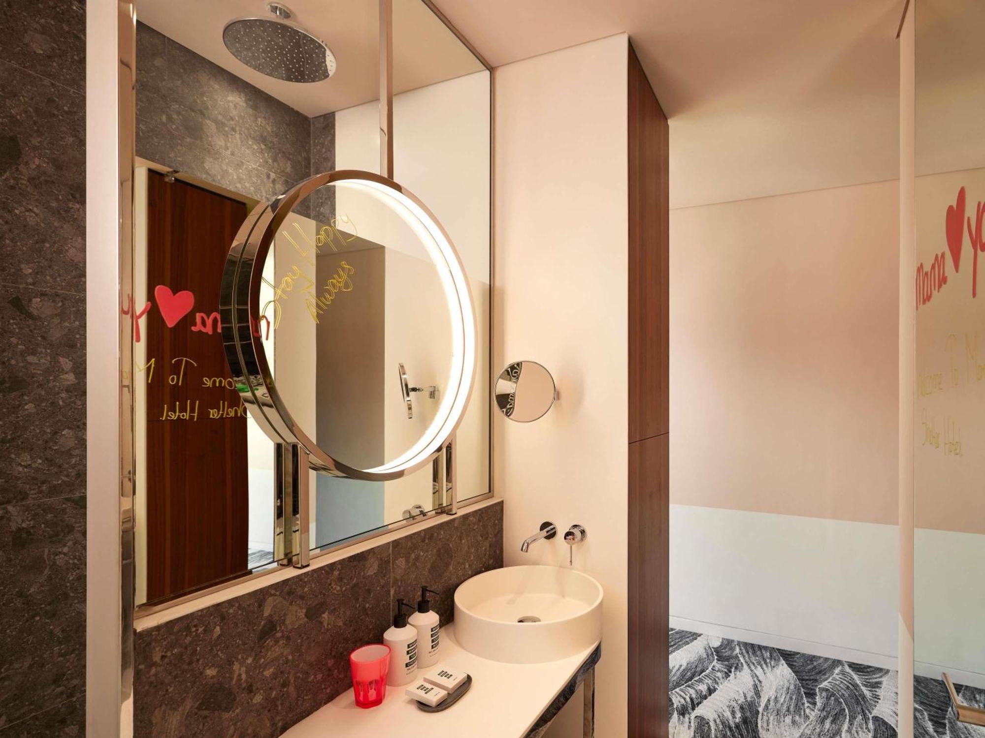Medium Mama Double Room