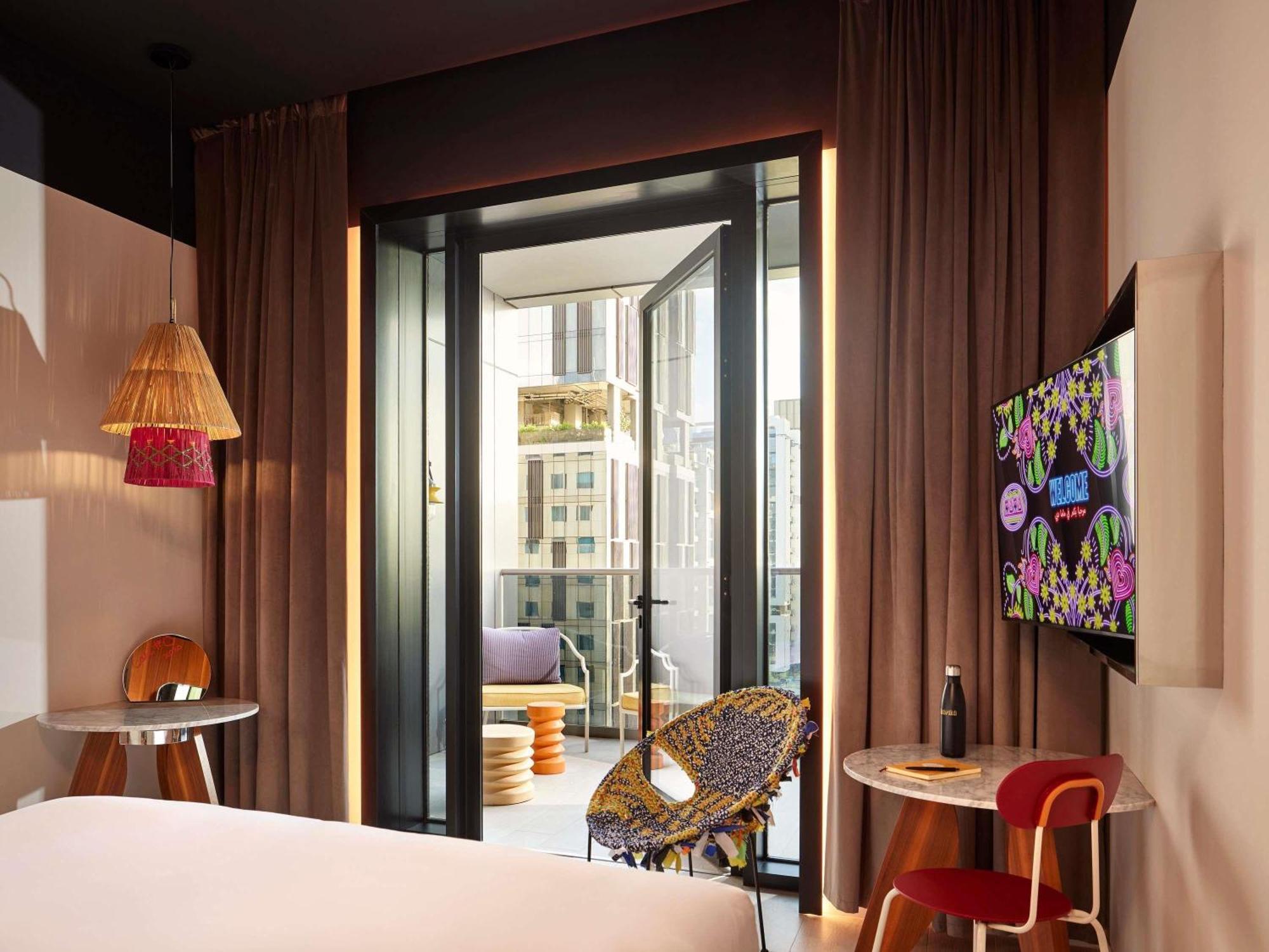 MEDIUM MAMA Double Room Terrace