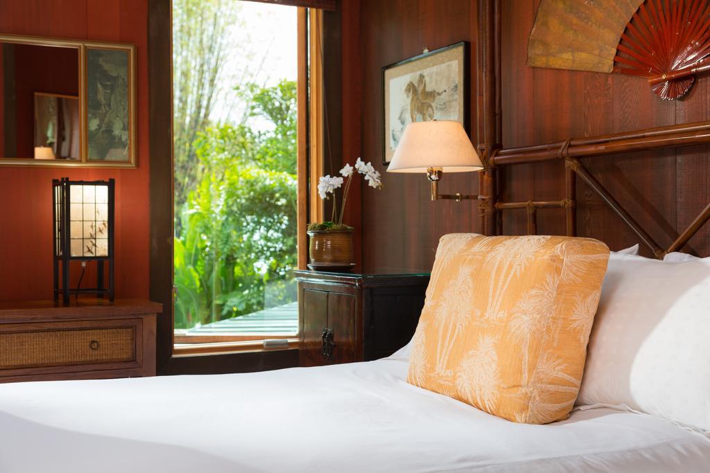Quarto com Cama Queen-Size e Varanda