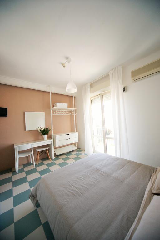 Double or Twin Room Sea View
