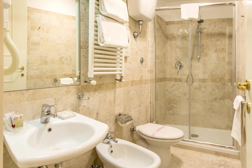 Double or Twin Room,255127621:JPEG