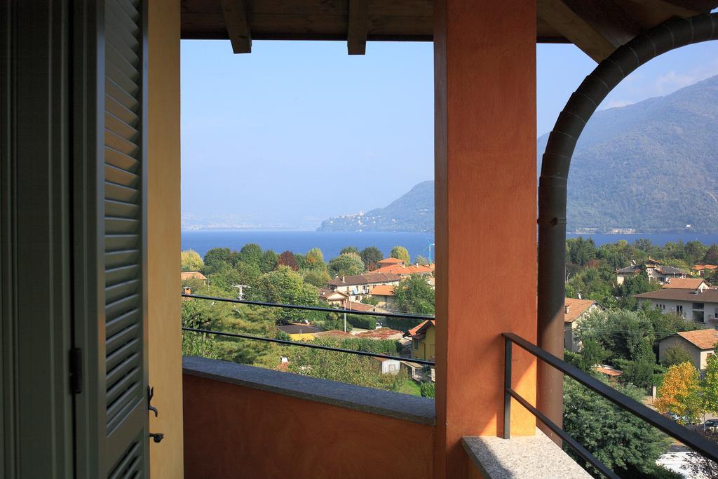 One-Bedroom Apartment Lake View