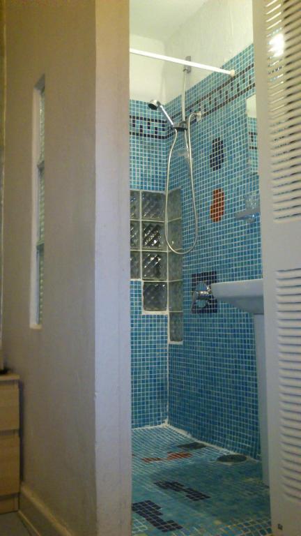 Habitación Individual con baño privado