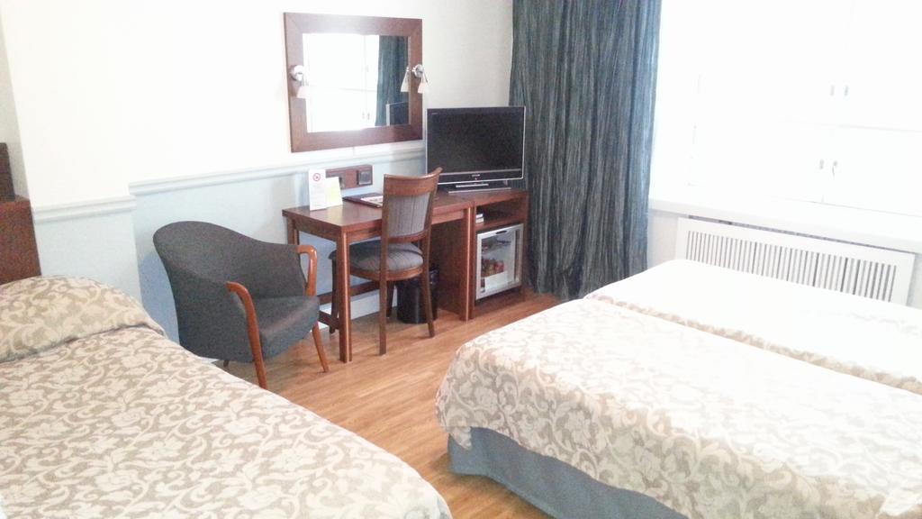Comfort Twin Room