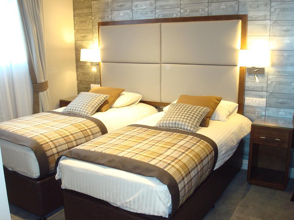 Deluxe Quadruple Room,403936197:JPEG