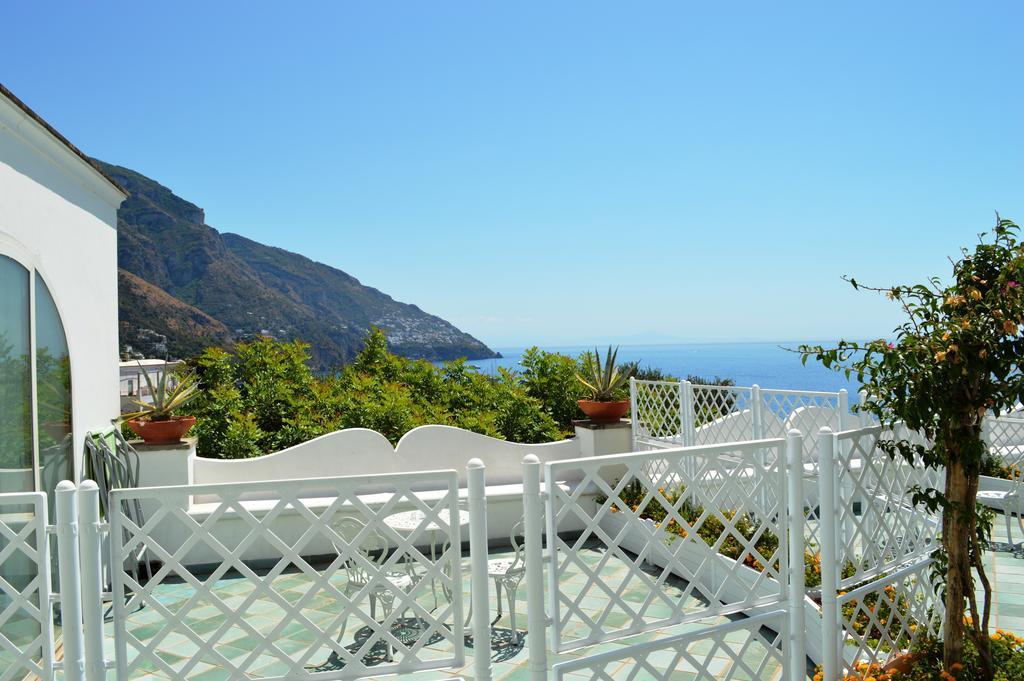 Camera Tripla Superior con Vista Mare