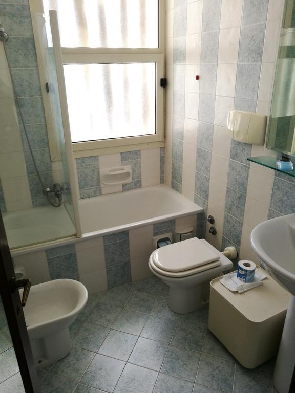 Deluxe Double Room Side Sea View