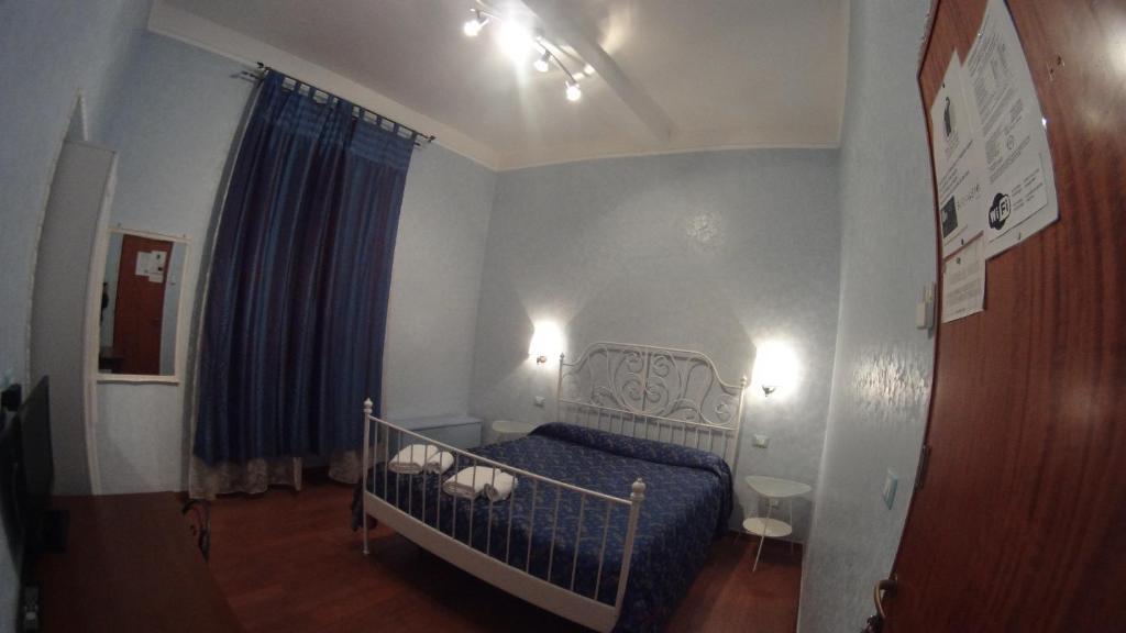 Double Room Private External Bathroom