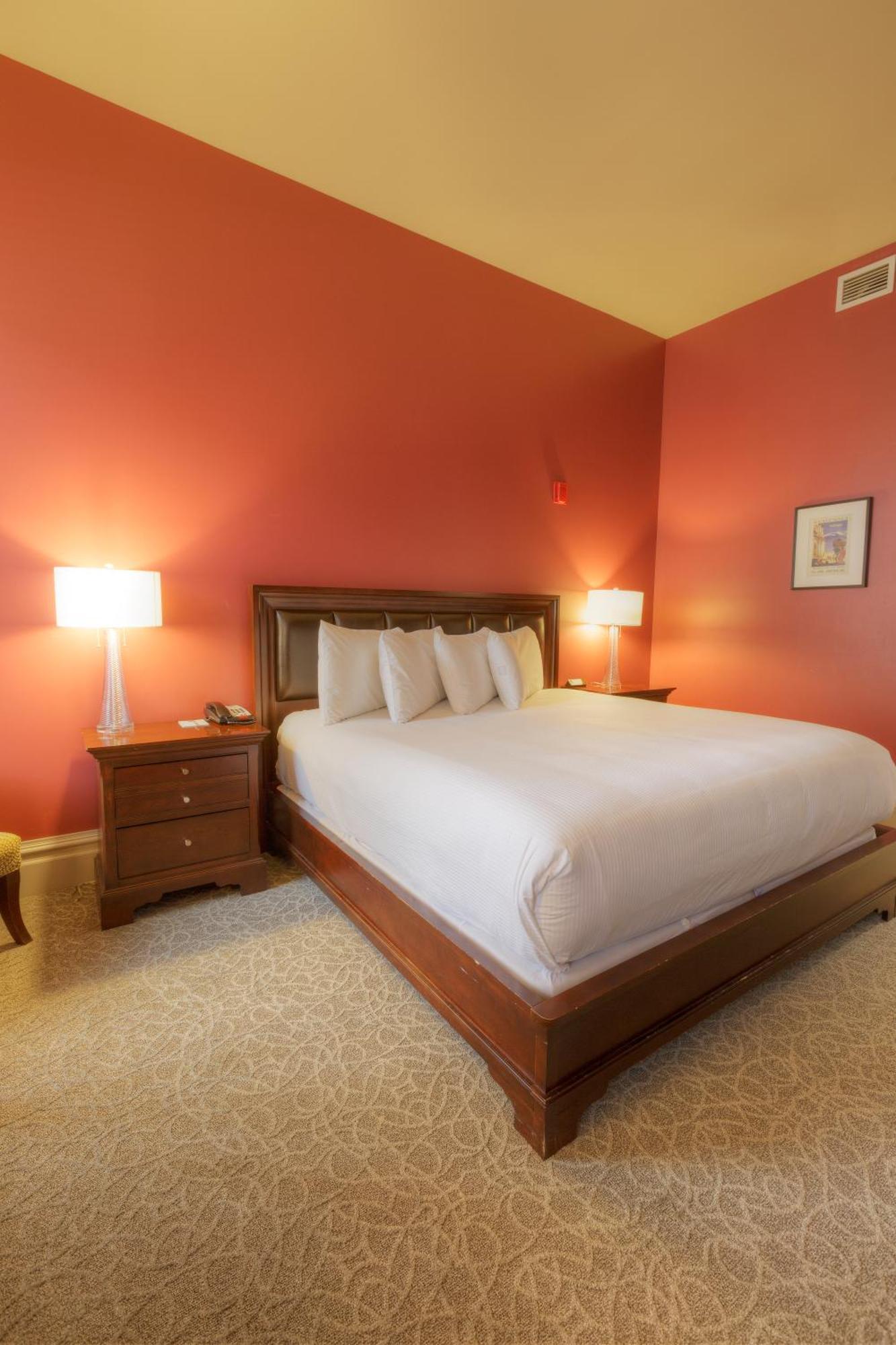 Deluxe Room,666044808:JPEG