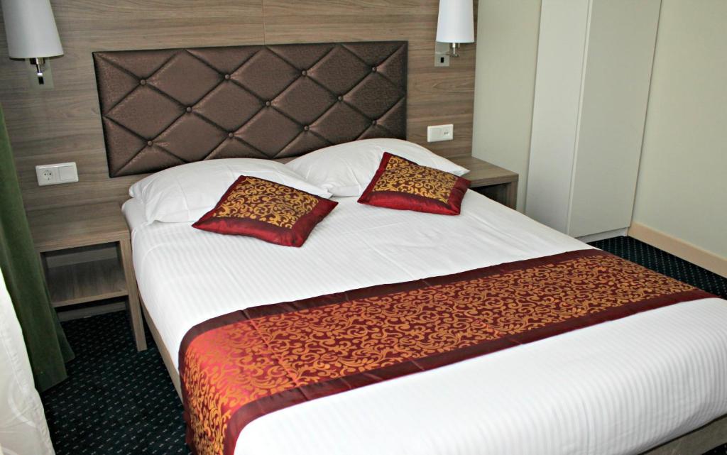Double/Twin Room,1105348077:JPEG
