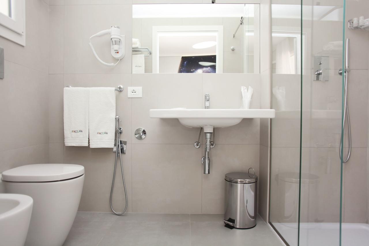 Deluxe Double Room,610456648:JPEG