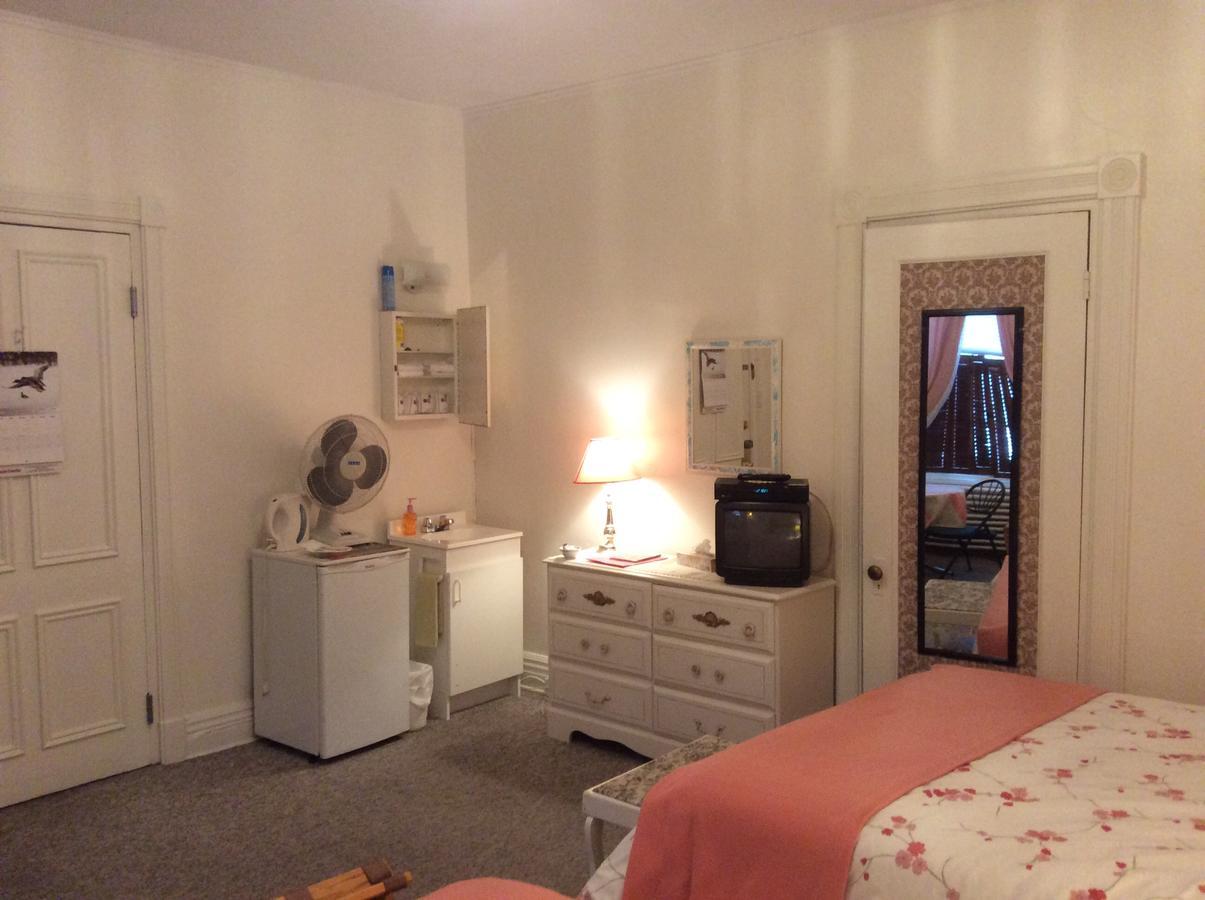 Standard Double Room with Shared Bathroom,646846569:JPEG