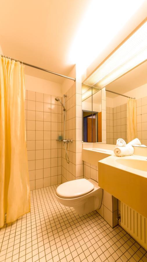 Standard Double Room with chair-bed,664801251:JPEG