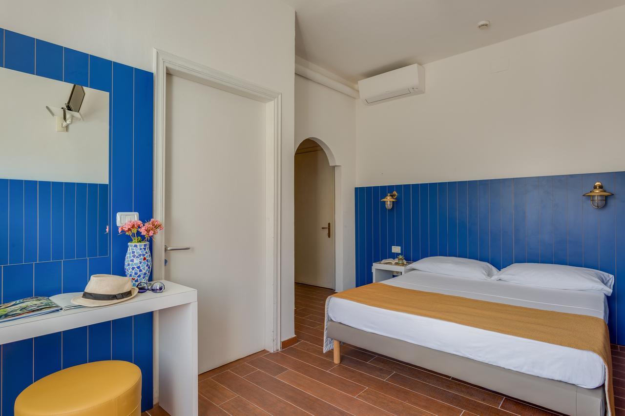 Double Room,1624744919:JPEG