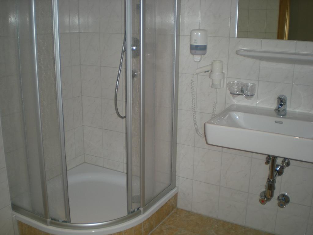 Standard Dreibettzimmer