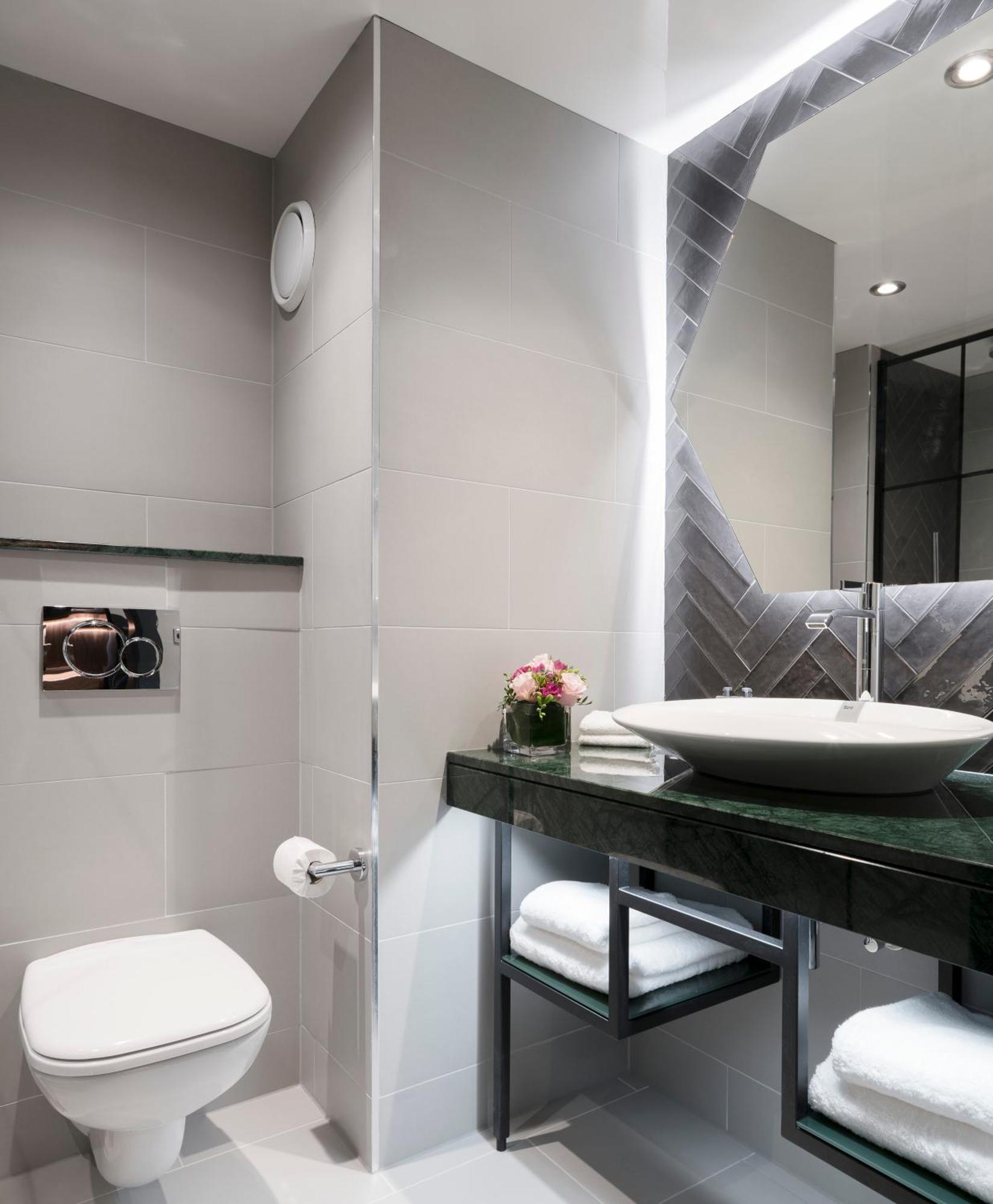 Twin Room,1209152776:JPEG