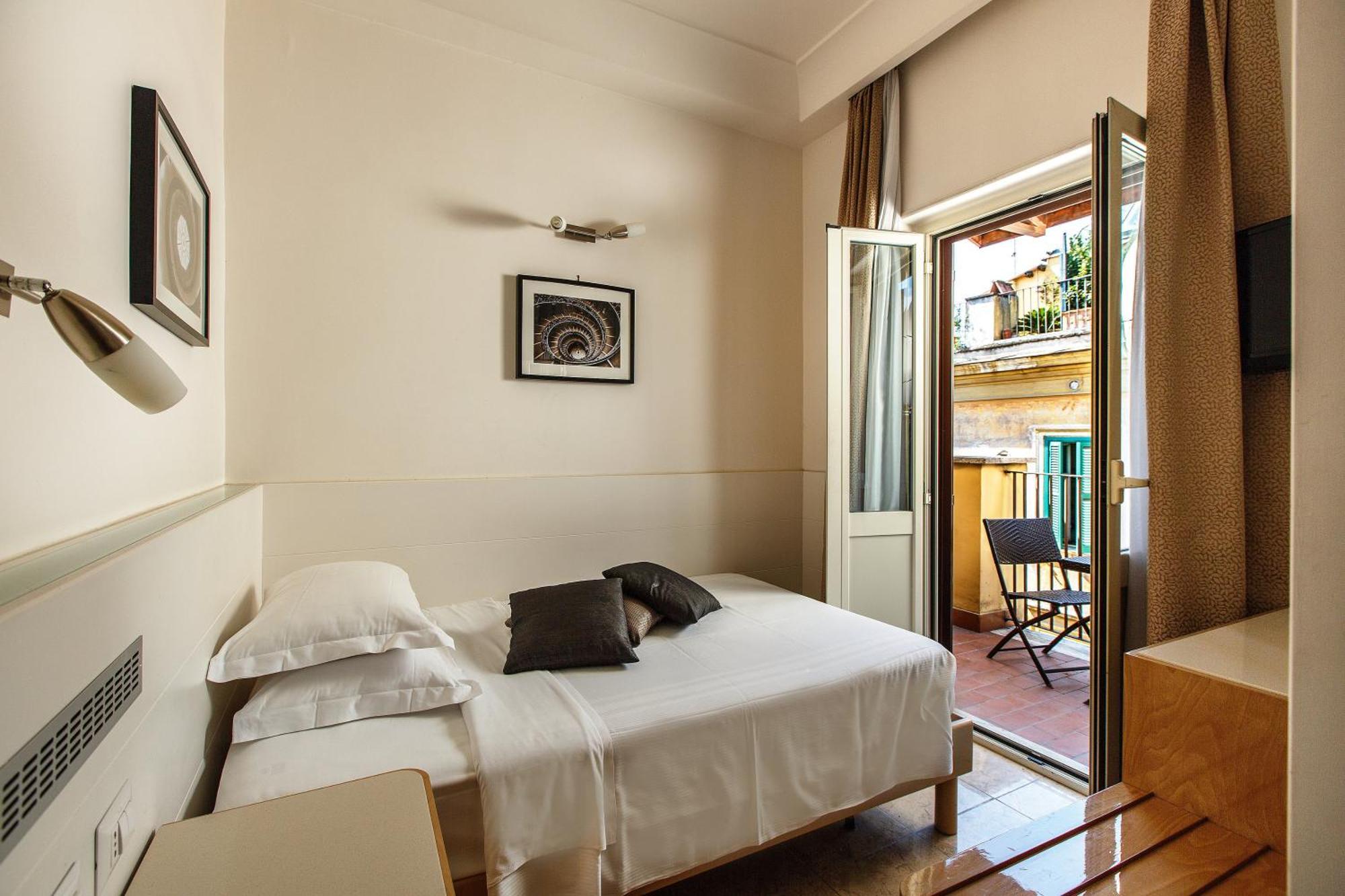 Single Room Balcony