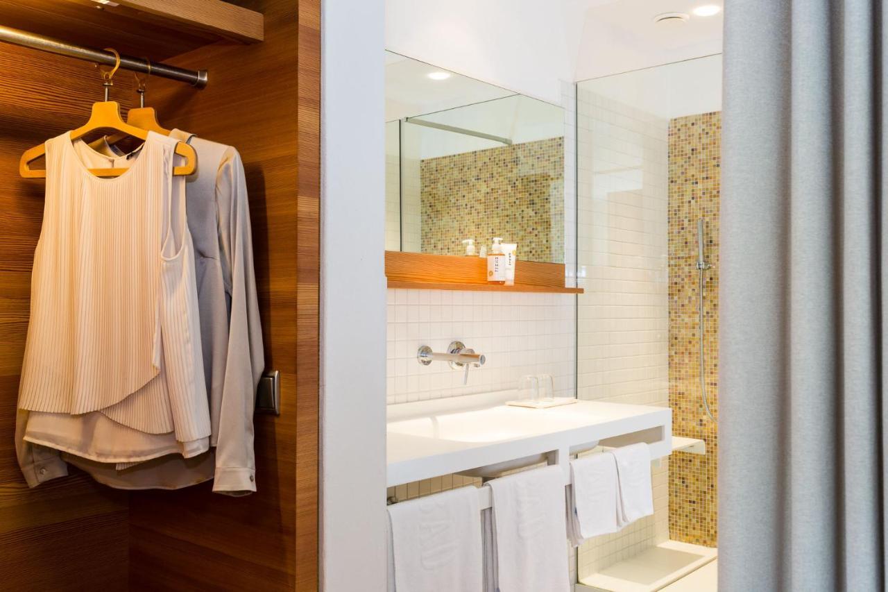 Double or Twin Room Balcony