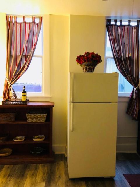 Deluxe King Suite,728089354:JPEG