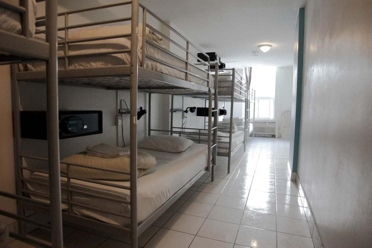 Bett im gemischten Schlafsaal mit 10 Betten