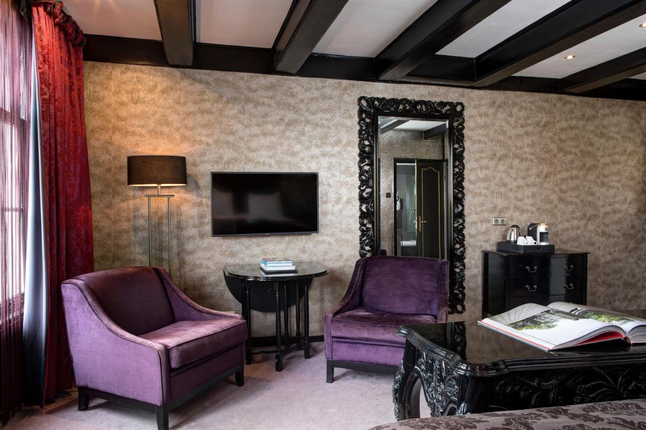 Deluxe Room Canal View Spa Bath