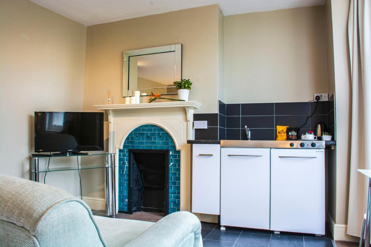 Large Double Room Partial Sea View
