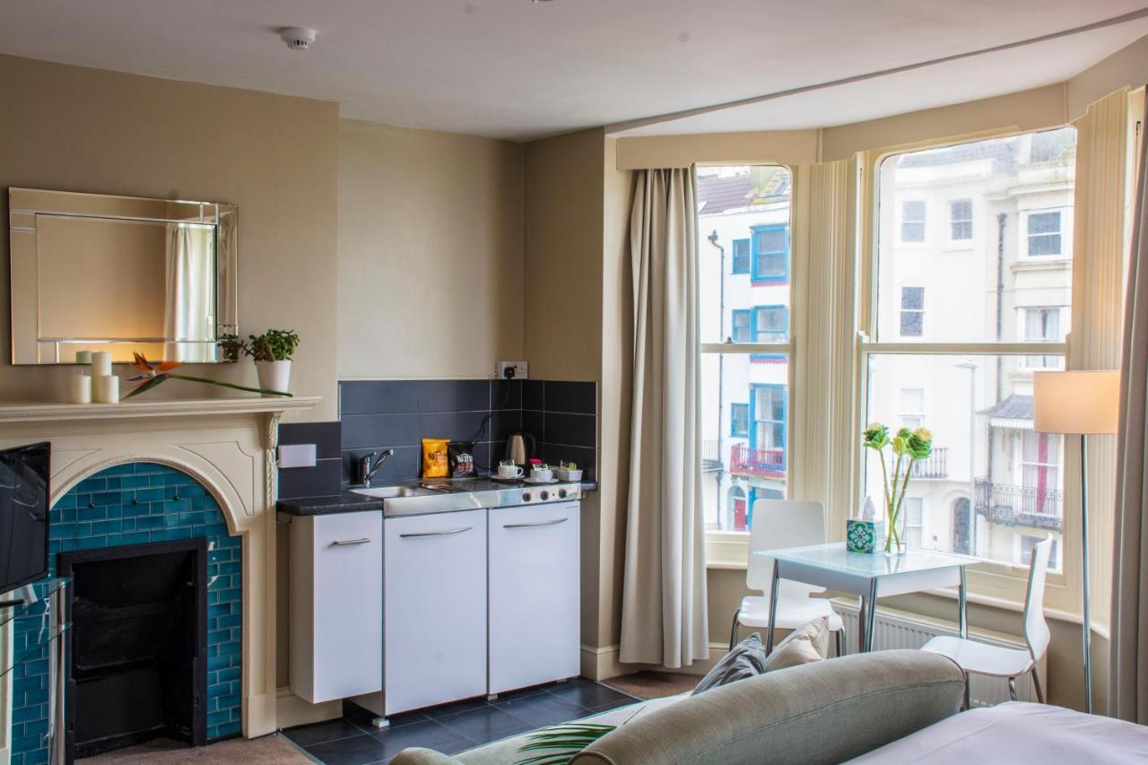 Large Double Room Partial Sea View