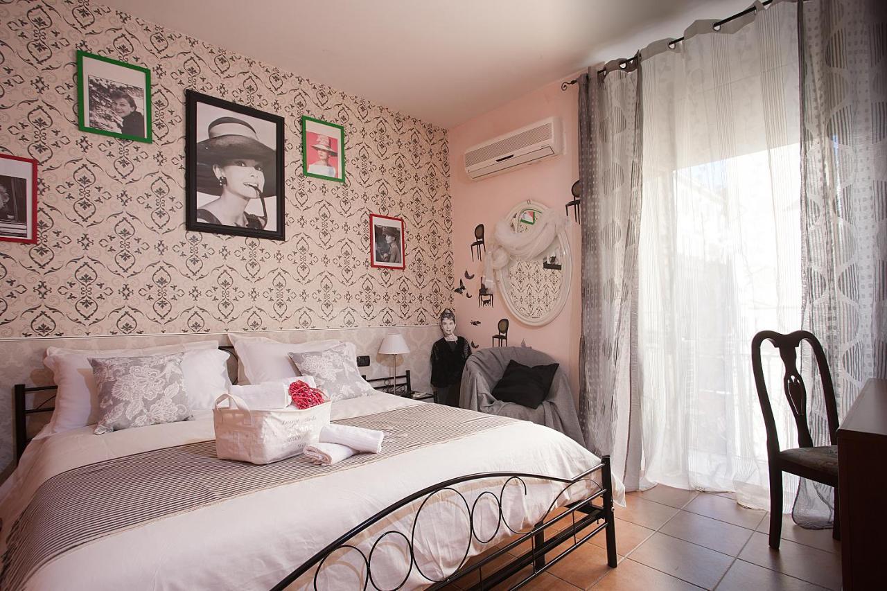 Standard Double Room,747074963:JPEG