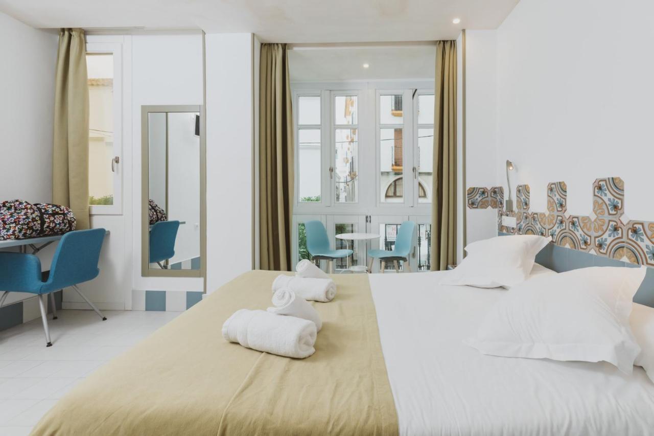 Doppelzimmer mit Balkon
