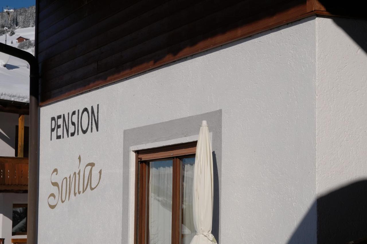 One-Bedroom Apartment,1344679259:JPEG