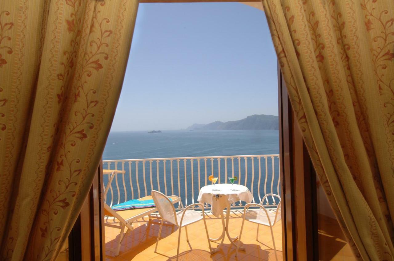Classic Double Room Terrace sea view,790440924:JPEG