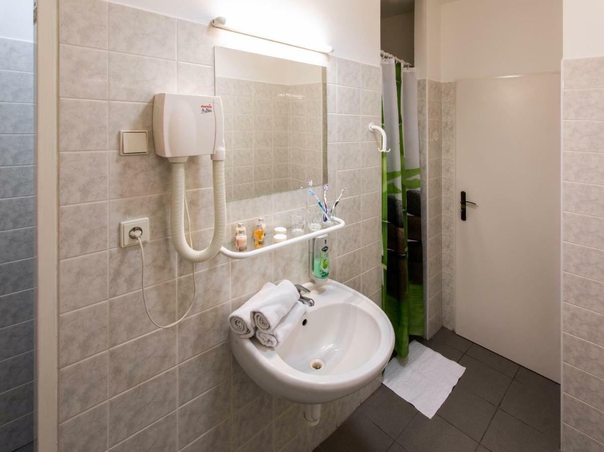 Triple Room Private Bathroom