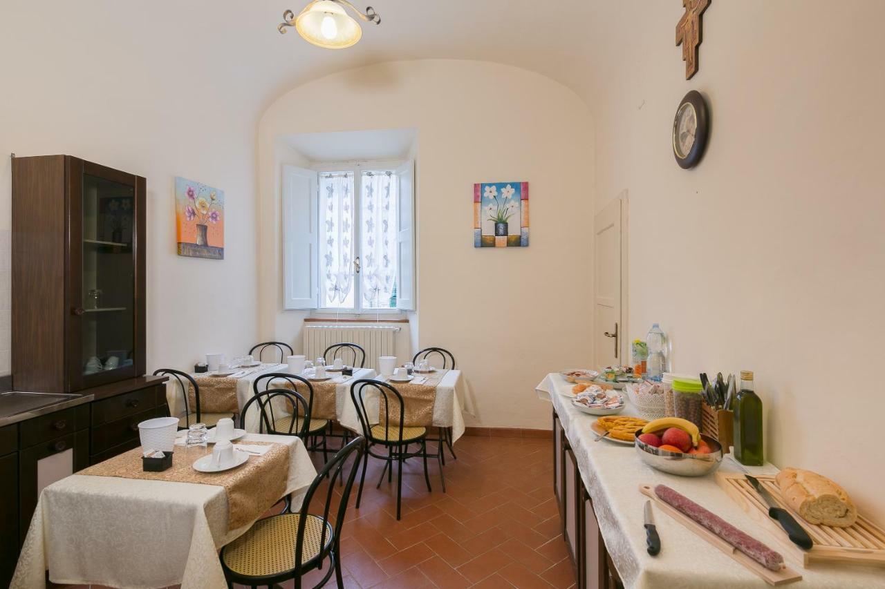 Double or Twin Room with Extra Bed,800161971:JPEG