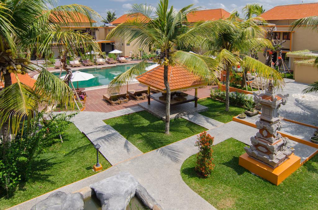Double or Twin Room Garden View