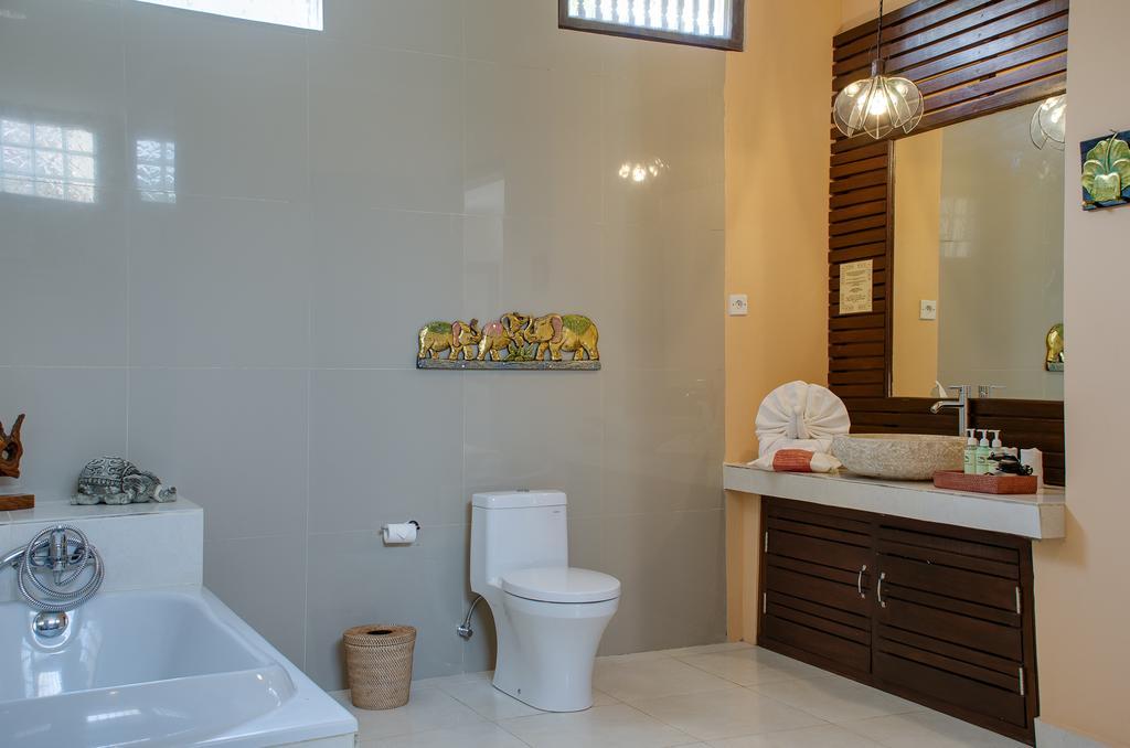 Double or Twin Room Garden View