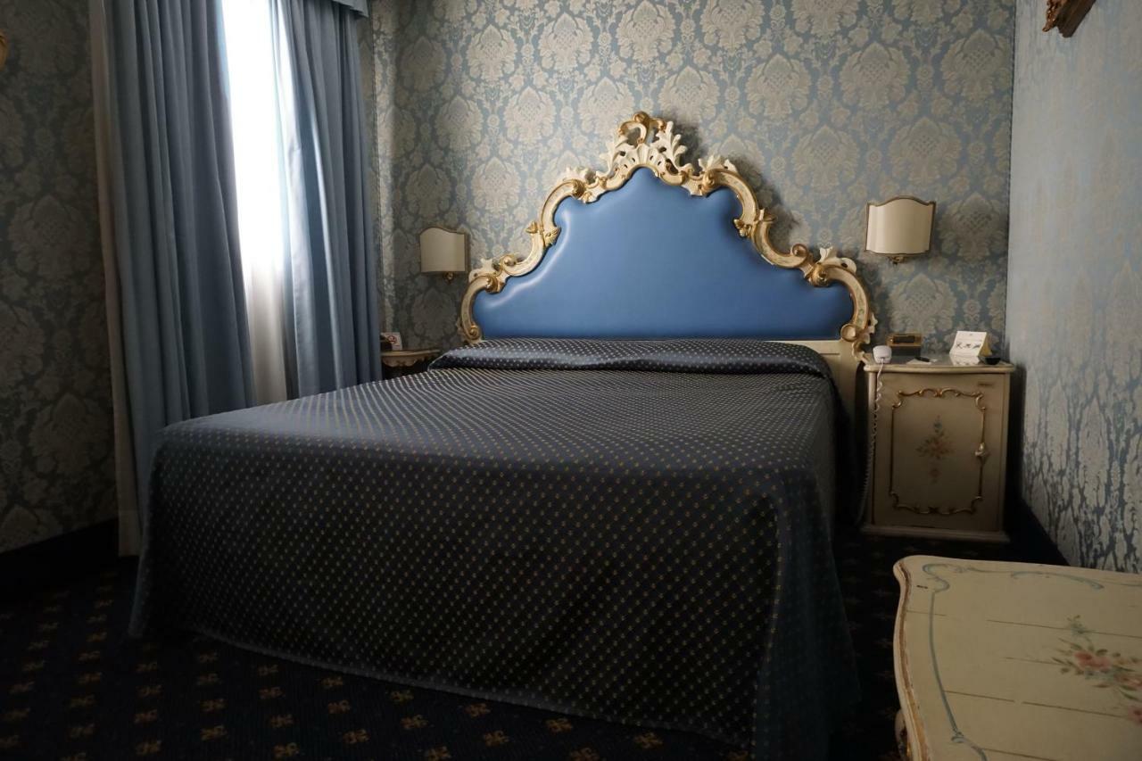Small Double Room Non Smoking
