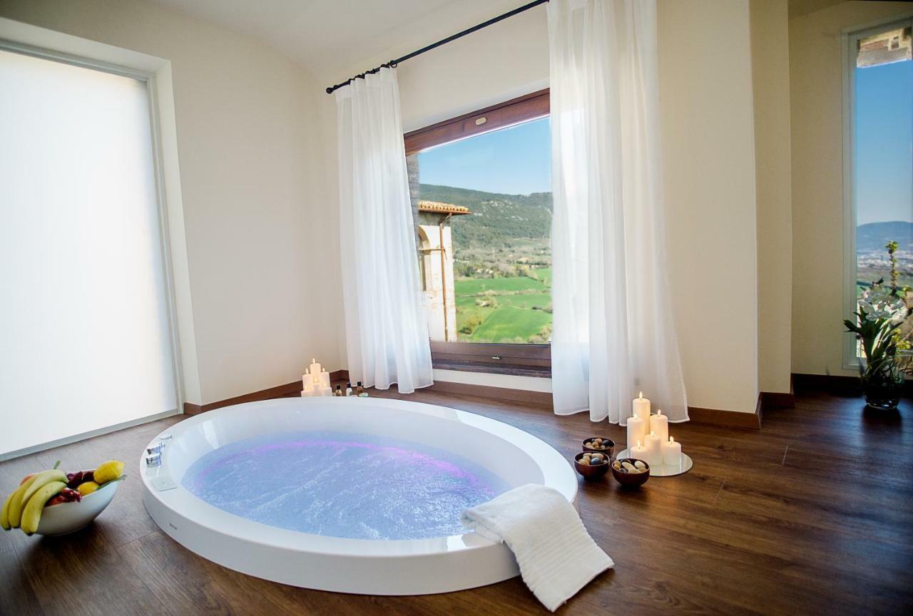 Presidential Suite,812475114:JPEG