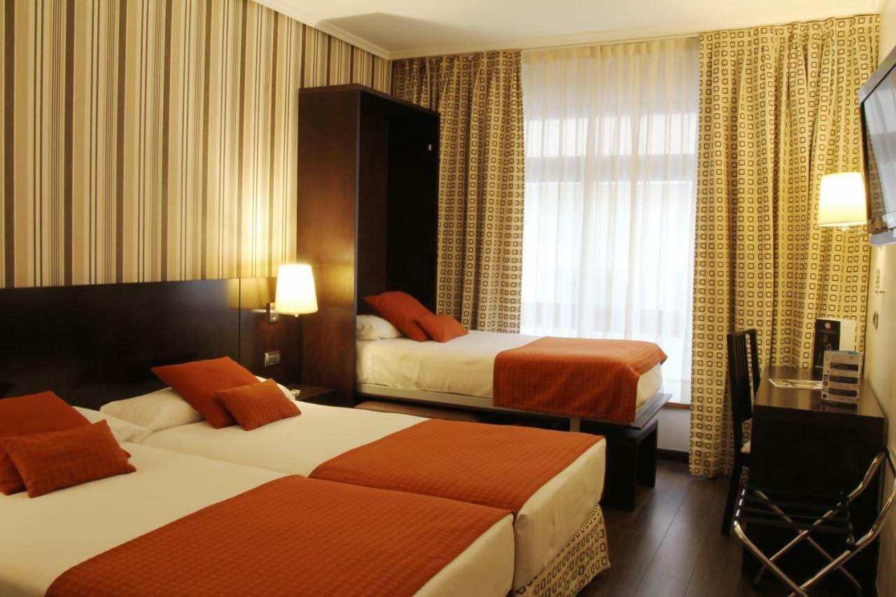 Interior twin room
